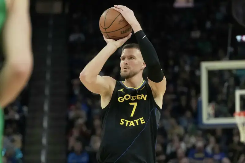 开云体育app-Slater：波尔津吉斯已随队前往休斯顿，是否出战尚未确定